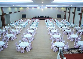 Excel Capital Hotel