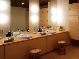 Okunikko Konishi Hotel