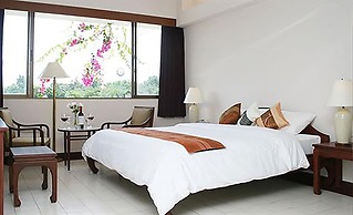 Mae Pim Resort Hotel