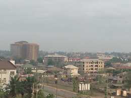 Pinnacle Hotels and Suites