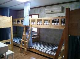 Popcorn Hostel Nampodong