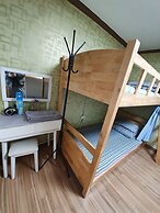 Popcorn Hostel Nampodong