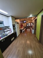 Popcorn Hostel Nampodong