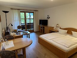 Landhotel Maiergschwendt by DEVA