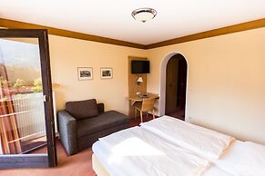 Landhotel Maiergschwendt by DEVA