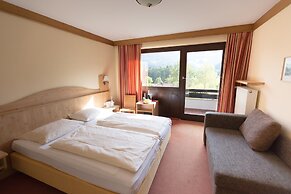 Landhotel Maiergschwendt by DEVA