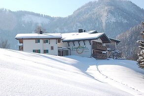 Landhotel Maiergschwendt by DEVA
