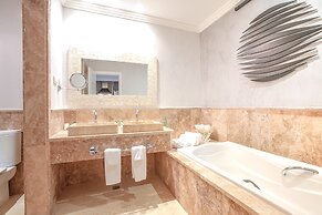 Fishing Lodge Cap Cana