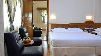 Excel River View Hotel