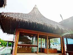 Excel River View Hotel