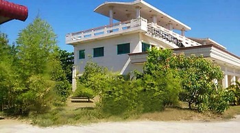 Excel River View Hotel