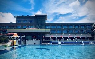 Excel River View Hotel