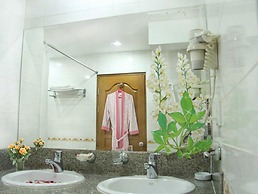 Excel Treasure Hotel