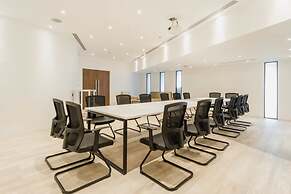 Thomson Hotel Huamark