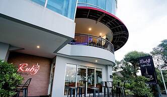 Emersia Hotel & Resort