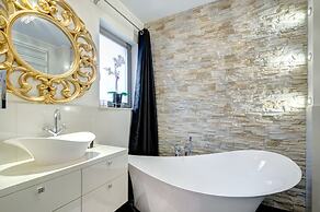 Dom & House - Apartments Waterlane