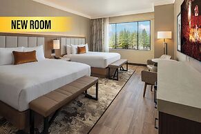Golden Nugget Hotel & Casino Lake Tahoe