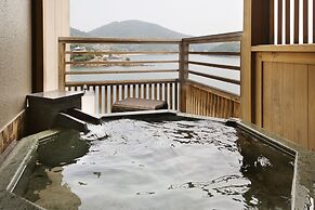 Migiwatei Ochi Kochi