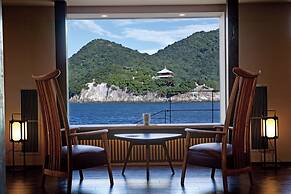 Migiwatei Ochi Kochi