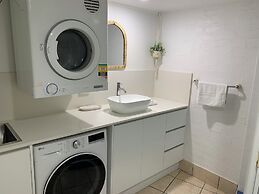 Northpoint Holiday Apartments