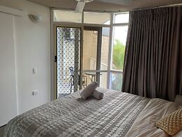 Northpoint Holiday Apartments