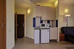 STN Apartments on Grafskiy