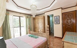 White Castle Resort & Hotel