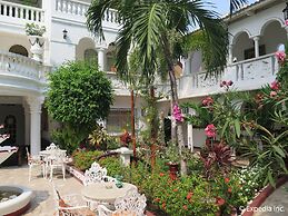 White Castle Resort & Hotel