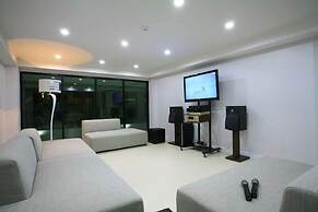 Dream D Residence