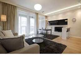 Dom & House – Apartments Old Town Tandeta