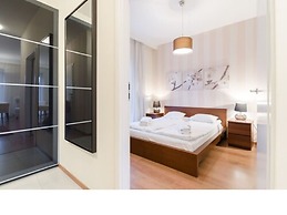 Dom & House – Apartments Old Town Tandeta