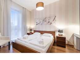 Dom & House – Apartments Old Town Tandeta