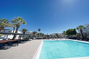 Aequora Lanzarote Suites