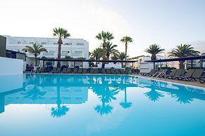 Aequora Lanzarote Suites