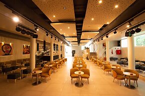 Aequora Lanzarote Suites