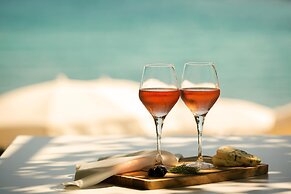 Aequora Lanzarote Suites