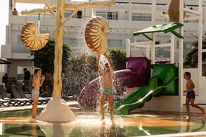 Aequora Lanzarote Suites