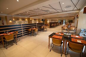 Aequora Lanzarote Suites