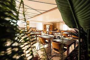 Aequora Lanzarote Suites