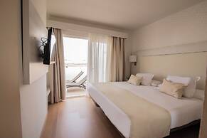 Aequora Lanzarote Suites
