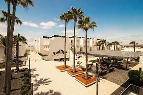 Aequora Lanzarote Suites