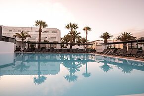 Aequora Lanzarote Suites