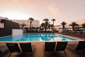 Aequora Lanzarote Suites