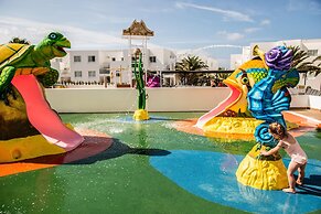 Aequora Lanzarote Suites