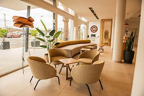 Aequora Lanzarote Suites