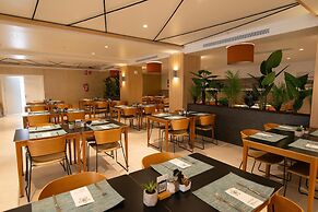 Aequora Lanzarote Suites