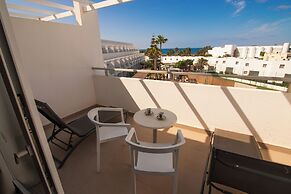 Aequora Lanzarote Suites