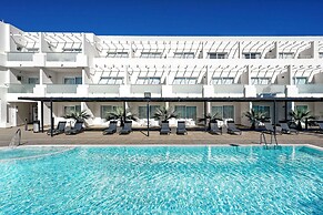 Aequora Lanzarote Suites