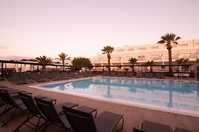 Aequora Lanzarote Suites