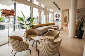 Aequora Lanzarote Suites